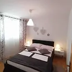 Two-bedroom In Lxxxix Crikvenica