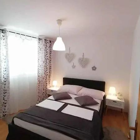 Two-bedroom In Lxxxix Crikvenica