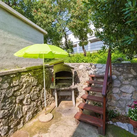 Two-bedroom In Crikvenica Lxxxix Apartment Dramalj