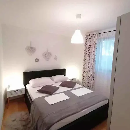 Two-bedroom In Crikvenica Lxxxix *